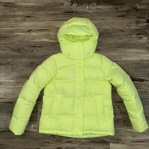 Lululemon Wunder Puff Size 2